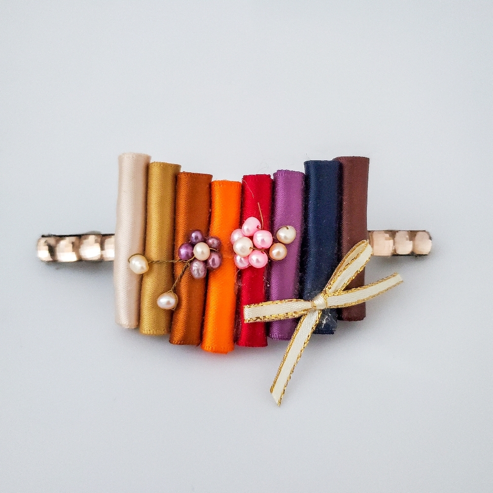BRAND NEW Unique Flower Statement Hair Clip